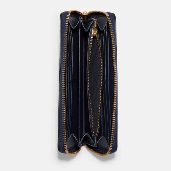 Coach Long Zip Around Wallet Wristlet In Signature Canvas Gold/DENIM MULTI
NWT - Picture 6 of 16